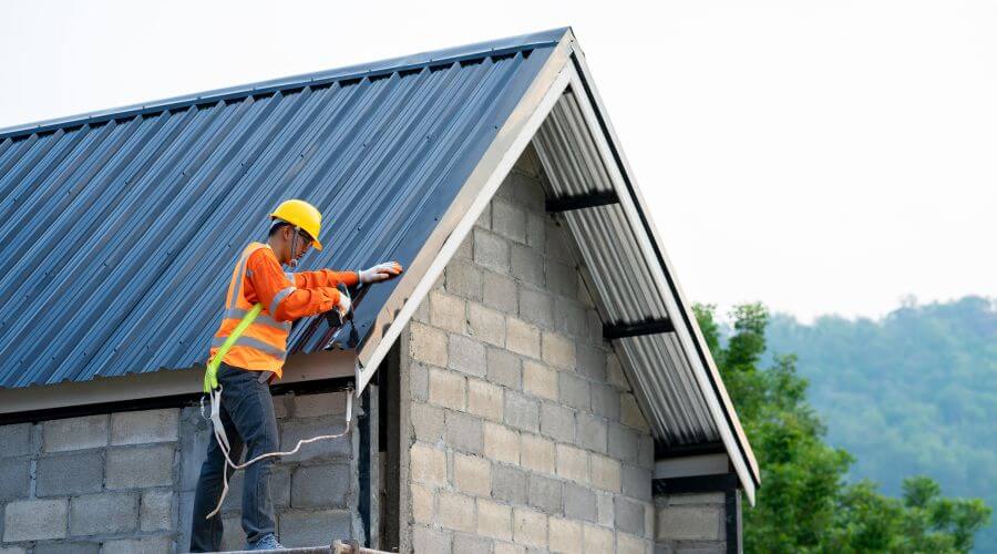 Expert new roof installation services in Grabill, IN